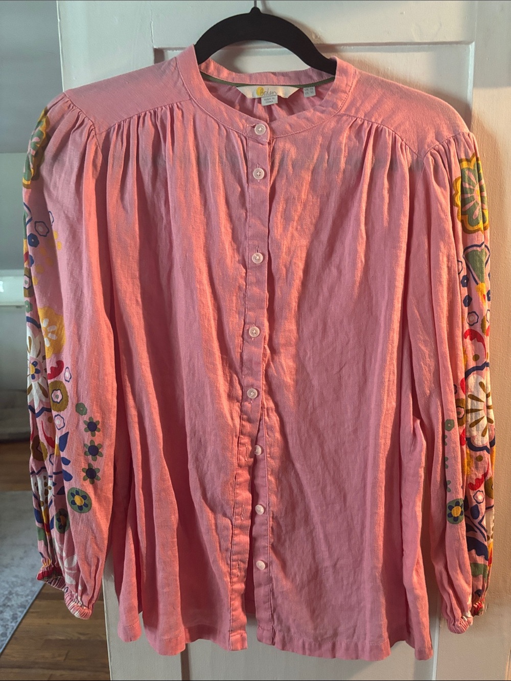 Boden Pink Button-Front Blouse with Floral Printed Sleeves